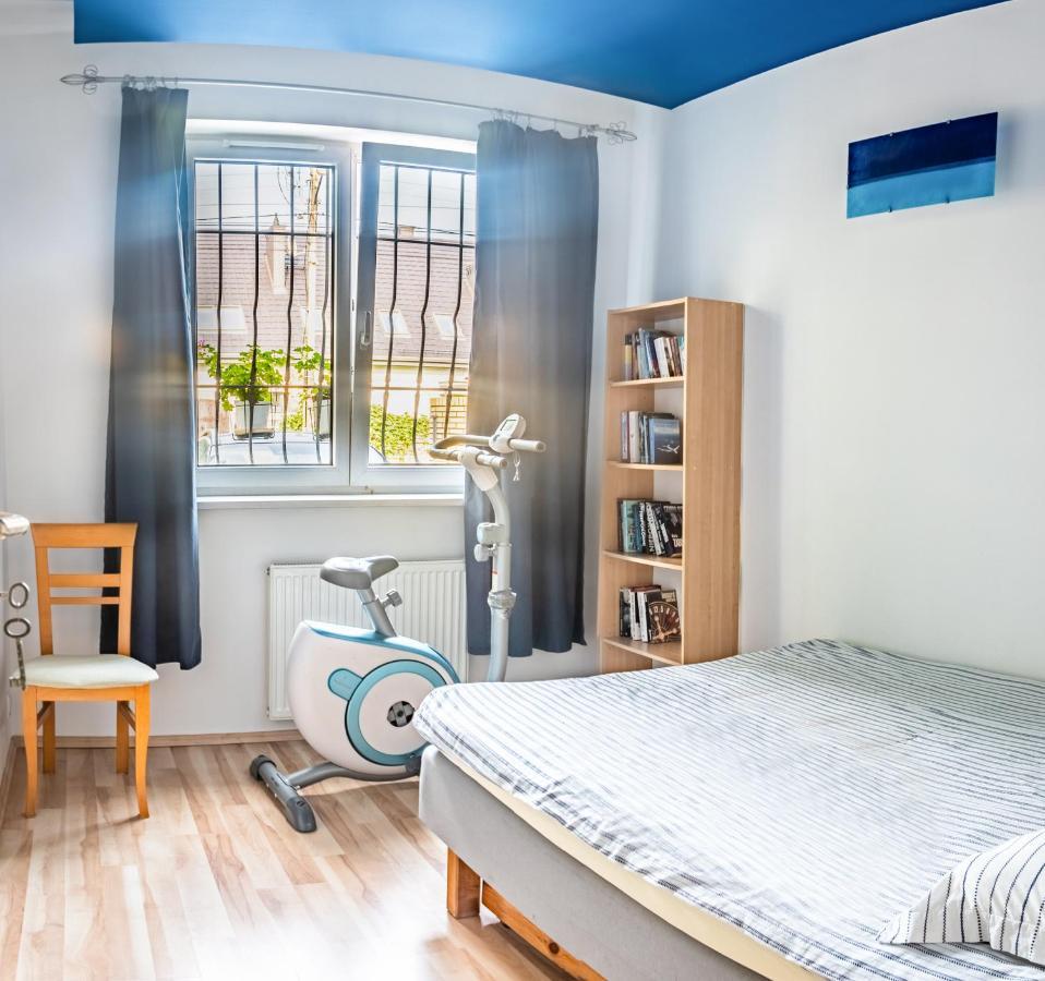 Apartament Z Parkingiem Varşovia Exterior foto
